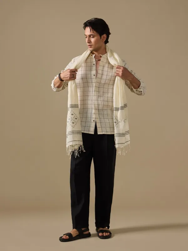 Handwoven_Kala_Cotton_Classic_Fit_Bushirt
