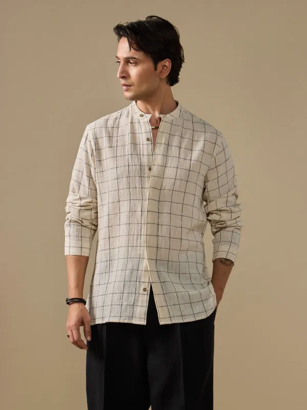 Handwoven_Kala_Cotton_Classic_Fit_Bushirt