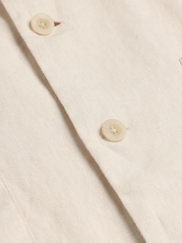 100%_Linen_Classic_Fit_Washed_Bandi_With_Hand_Embroidered_Details