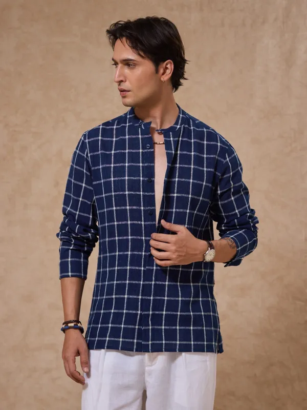 Handwoven_Indigo_Classic_Fit_Bushirt
