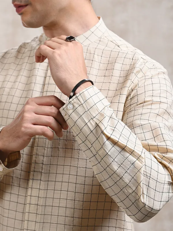 100%_Natural_Muga_Silk_classic_fit_BuShirt_in_check