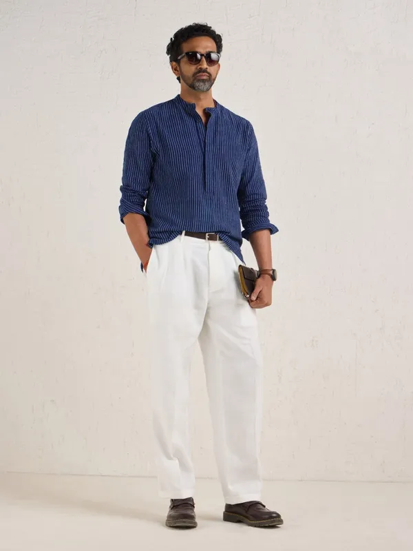 Handwoven_Indigo_Classic_Fit_Pop-Over_Shirt_With_Extended_Placket