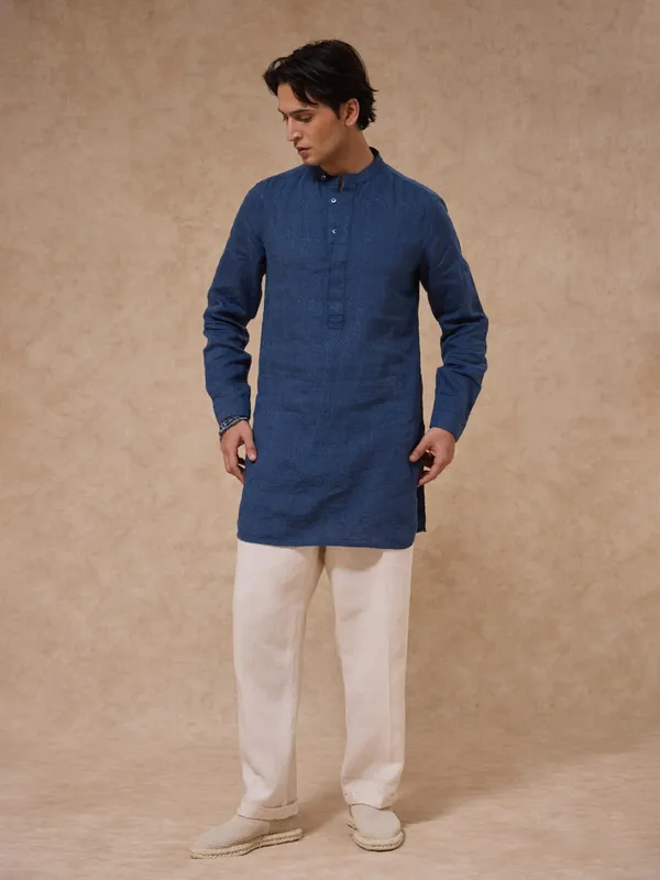 100%_Linen_Classic_Fit_Embroidered_Tunic
