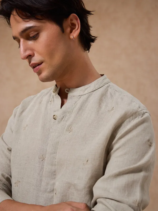 100%_Linen_Classic_Fit_Embroidered_Bushirt