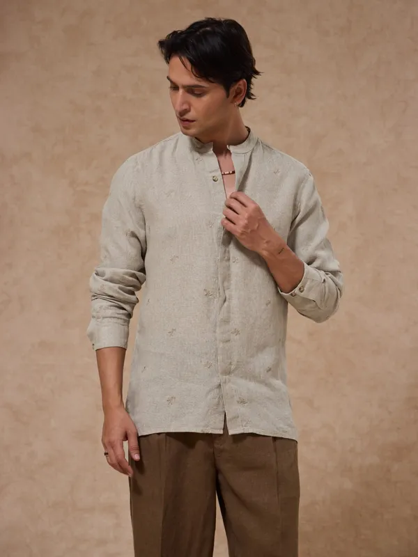 100%_Linen_Classic_Fit_Embroidered_Bushirt