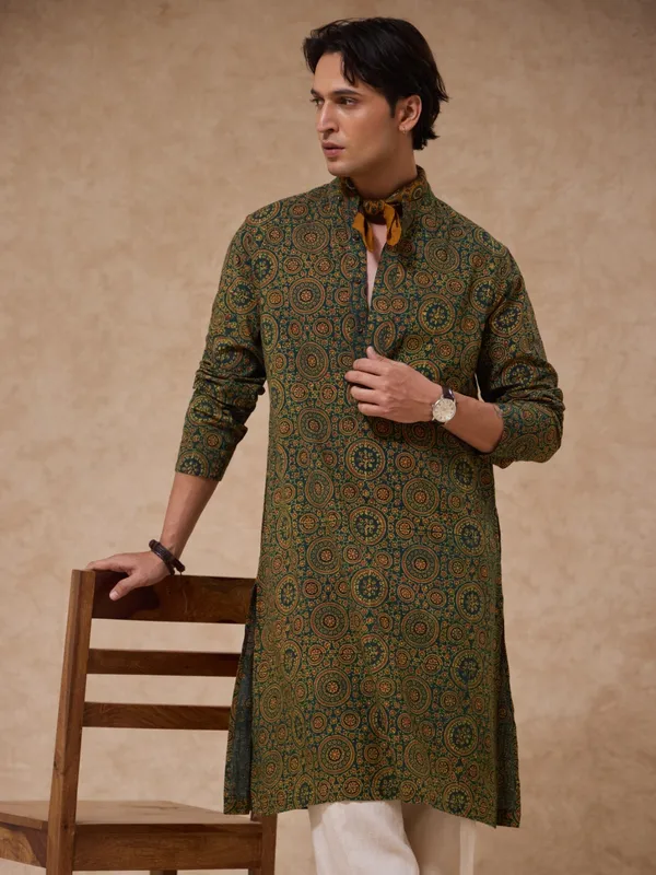 Authentic_Ajrakh_Classic_Fit_Kurta