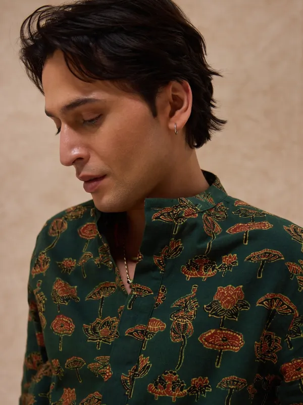 Authentic_Ajrakh_Classic_Fit_Pop-Over_Shirt_With_Extended_Placket