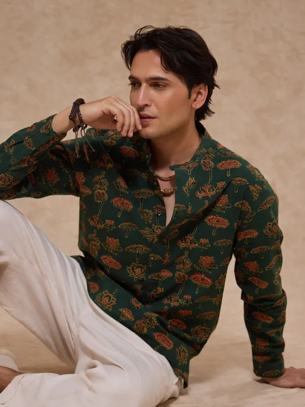 Authentic_Ajrakh_Classic_Fit_Pop-Over_Shirt_With_Extended_Placket