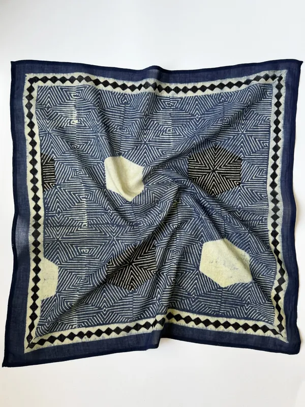 Authentic_Ajrakh_Bandana