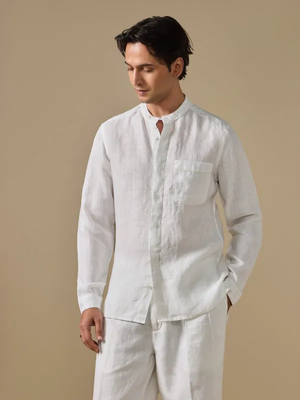 100%_Linen_Classic_Fit_Shirt_With_Hand_Embroidered_Details