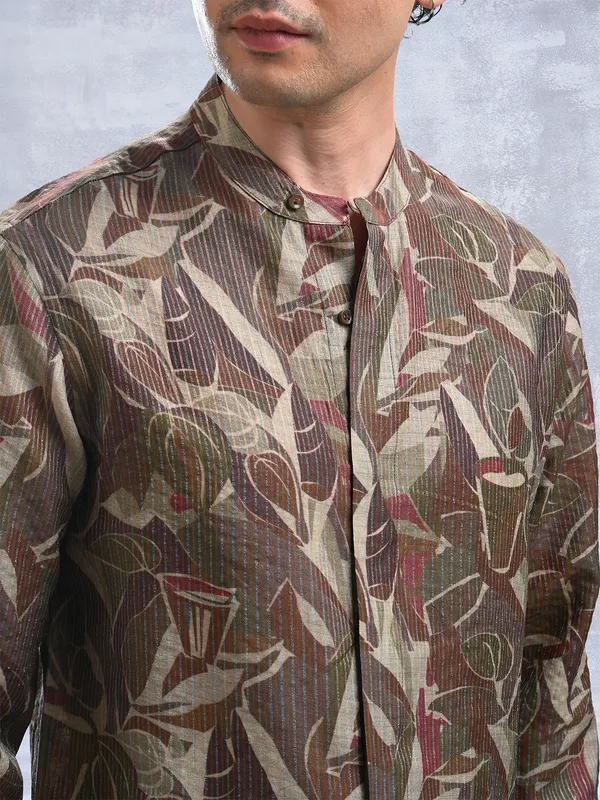 100%_Muga_Silk_with_zari_stripe_classic_fit_BuShirt_in_print