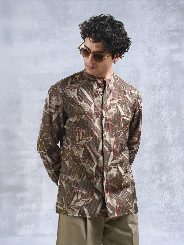 100%_Muga_Silk_with_zari_stripe_classic_fit_BuShirt_in_print