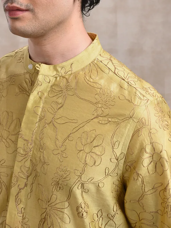 All_over_embroidered_Silk_cotton_classic_fit_short-kurta