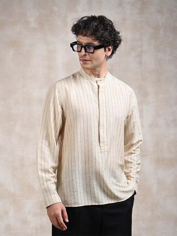 100%_Natural_Muga_Silk_classic_fit_Popover_shirt_in_stripe