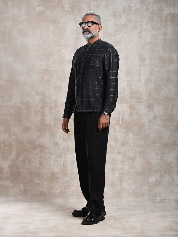 100%_Muga_Silk_classic_fit_BuShirt_with_zari_check