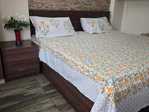 Floral_Hand_Block_Printed_Cotton_Bedsheet_With_Matching_Pillow_Covers_(108_X_108_inches)