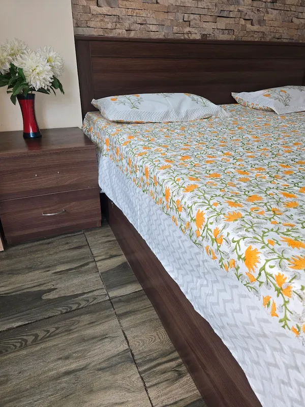 Floral_Hand_Block_Printed_Cotton_Bedsheet_With_Matching_Pillow_Covers_(108_X_108_inches)