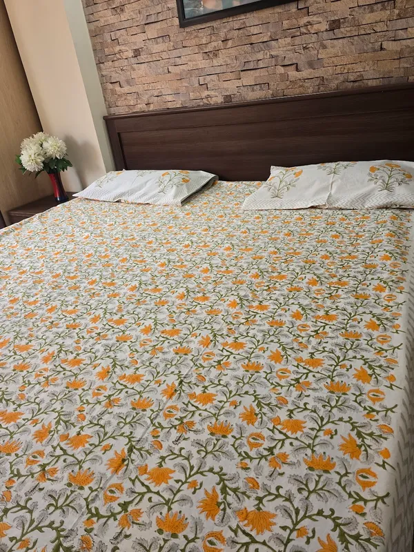 Floral_Hand_Block_Printed_Cotton_Bedsheet_With_Matching_Pillow_Covers_(108_X_108_inches)