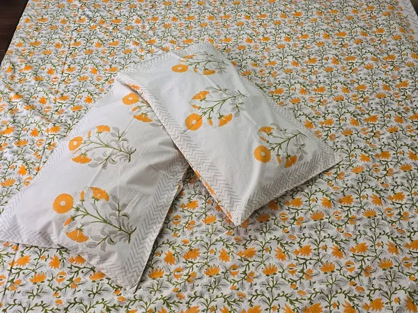 Floral_Hand_Block_Printed_Cotton_Bedsheet_With_Matching_Pillow_Covers_(108_X_108_inches)