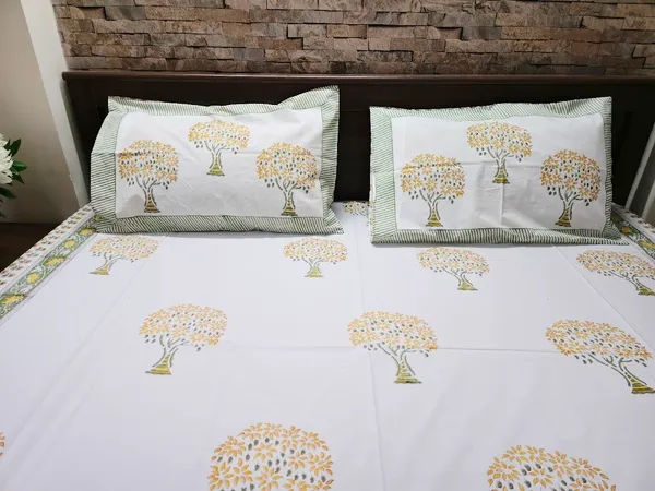 Floral_Hand_Block_Printed_Cotton_Bedsheet_With_Matching_Pillow_Covers_(108_X_108_inches)