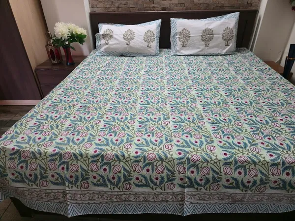 Floral_Hand_Block_Printed_Cotton_Bedsheet_With_Matching_Pillow_Covers_(108_X_108_inches)