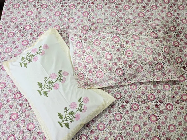 Floral_Hand_Block_Printed_Cotton_Bedsheet_With_Matching_Pillow_Covers_(108_X_108_inches)