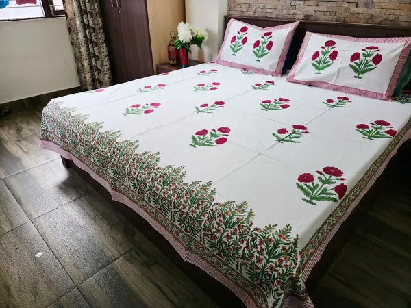 Floral_Hand_Block_Printed_Cotton_Bedsheet_With_Matching_Pillow_Covers_(108_X_108_inches)