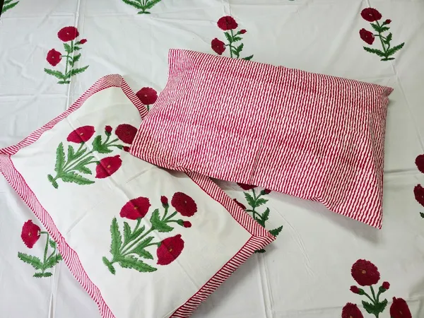 Floral_Hand_Block_Printed_Cotton_Bedsheet_With_Matching_Pillow_Covers_(108_X_108_inches)