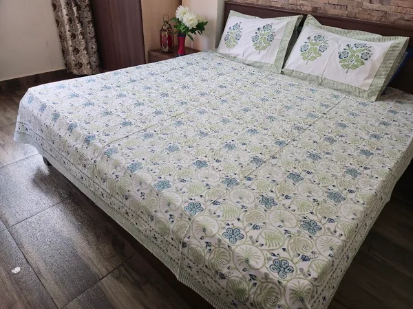 Floral_Hand_Block_Printed_Cotton_Bedsheet_With_Matching_Pillow_Covers_(108_X_108_inches)