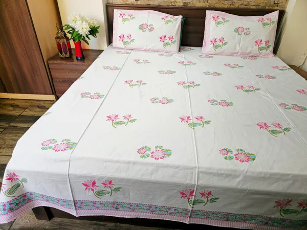 Floral_Hand_Block_Printed_Cotton_Bedsheet_With_Matching_Pillow_Covers_(108_X_108_inches)