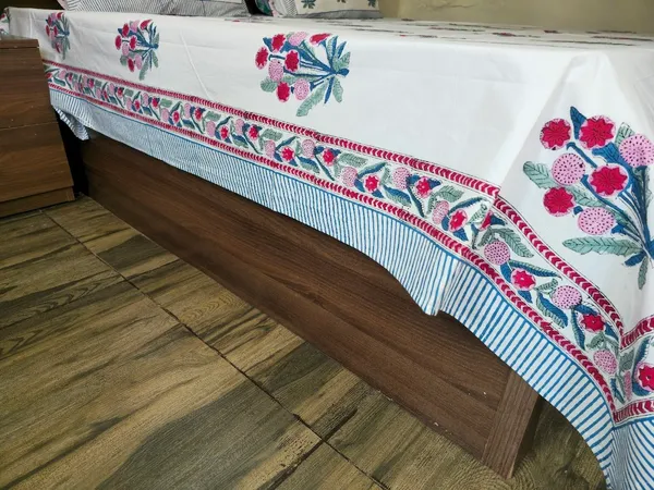 Floral_Hand_Block_Printed_Cotton_Bedsheet_With_Matching_Pillow_Covers_(108_X_108_inches)