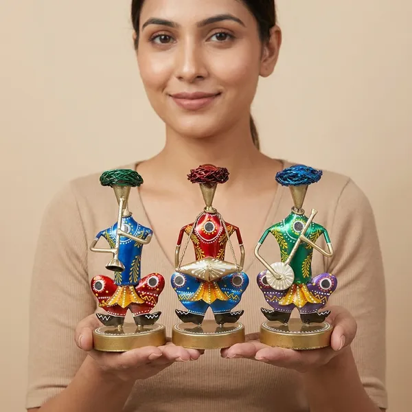 Decorative_Musical_Figurines_-_Set_Of_3_Traditional_Musicians
