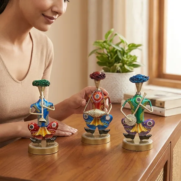 Decorative_Musical_Figurines_-_Set_Of_3_Traditional_Musicians