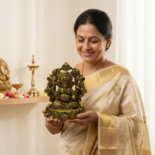 Antique_Brass_Ganesha_Idol_With_Decorative_Arch