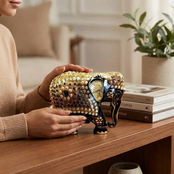 Decorative_Elephant_Figurine_Set_-_Black_With_Golden_Accents_4"