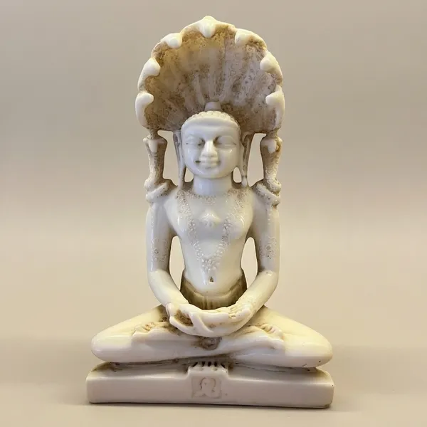 White_Parshvanatha_Jain_Idol_Statue._9"