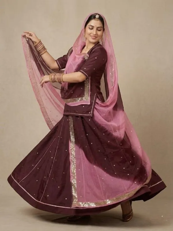 Brown_&_Pink_Silk_Crepe_Rajputi_Poshak_4_Metre_Fabric_2.5_Meter_Odhani_For_Women