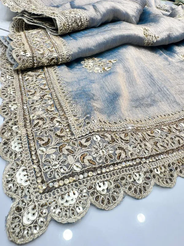 Blue_Silk_Saree_With_Golden_Embroidered_Border