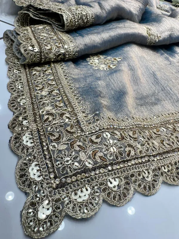 Blue_Silk_Saree_With_Golden_Embroidered_Border