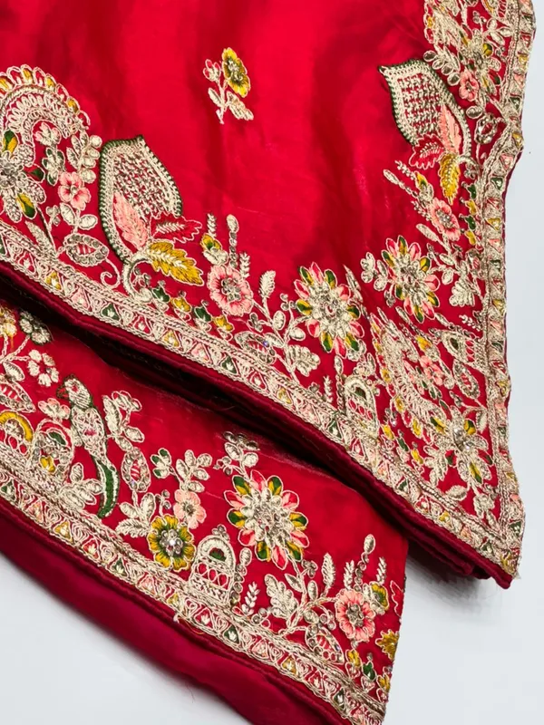 Red_Embroidered_Velvet_Saree_With_Floral_Zari_Work