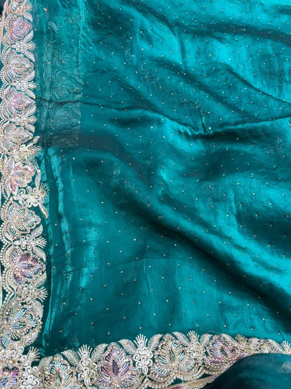 Green_Embroidered_Saree_With_Floral_Zari_Border