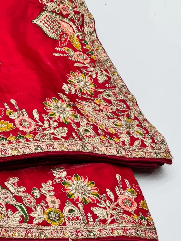 Red_Embroidered_Velvet_Saree_With_Floral_Zari_Work