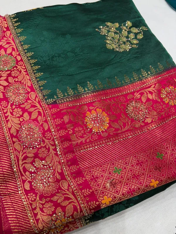 Green_And_Pink_Banarasi_Silk_Saree_With_Zari_Work