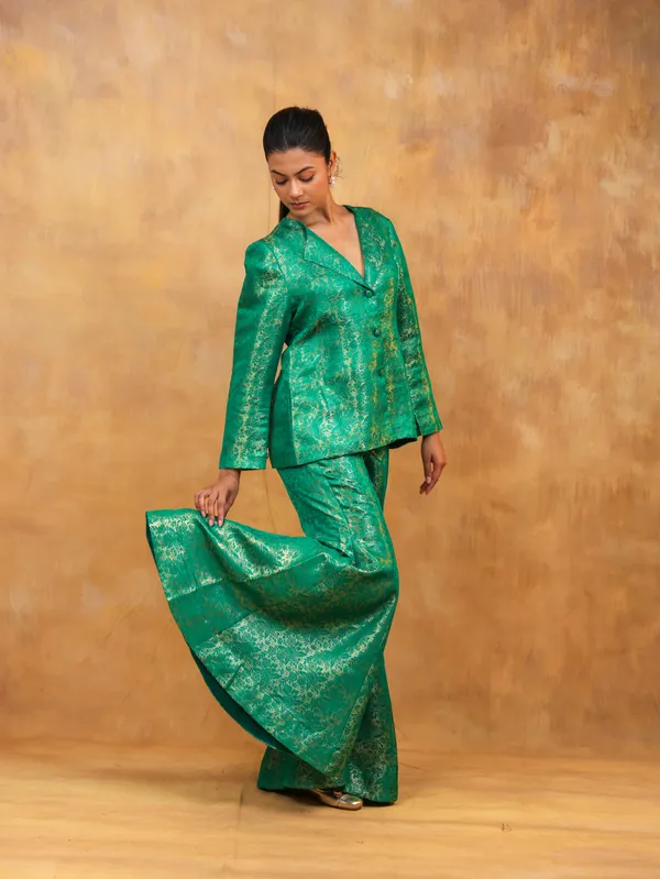 Emerald_Green_Brocade_Co-Ord_Set_With_Shimmer_Detail