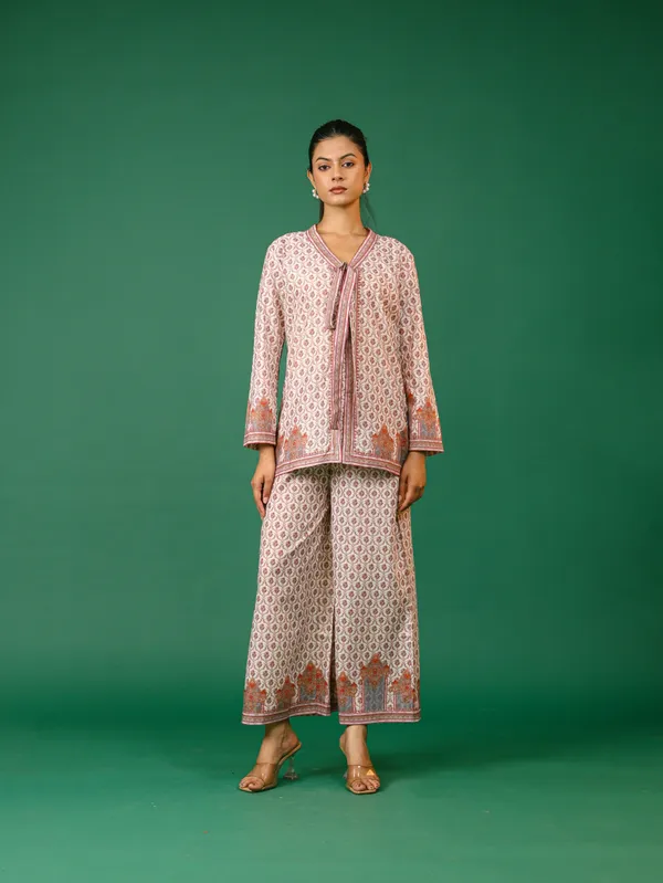 Pink_Printed_Ethnic_Pajama_Set_With_Tassel_Tie_Detail