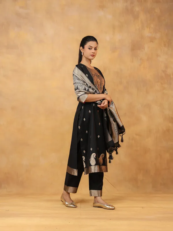 Black_Banarasi_Silk_Salwar_Suit_Set_With_Silver_Zari_Embroidery