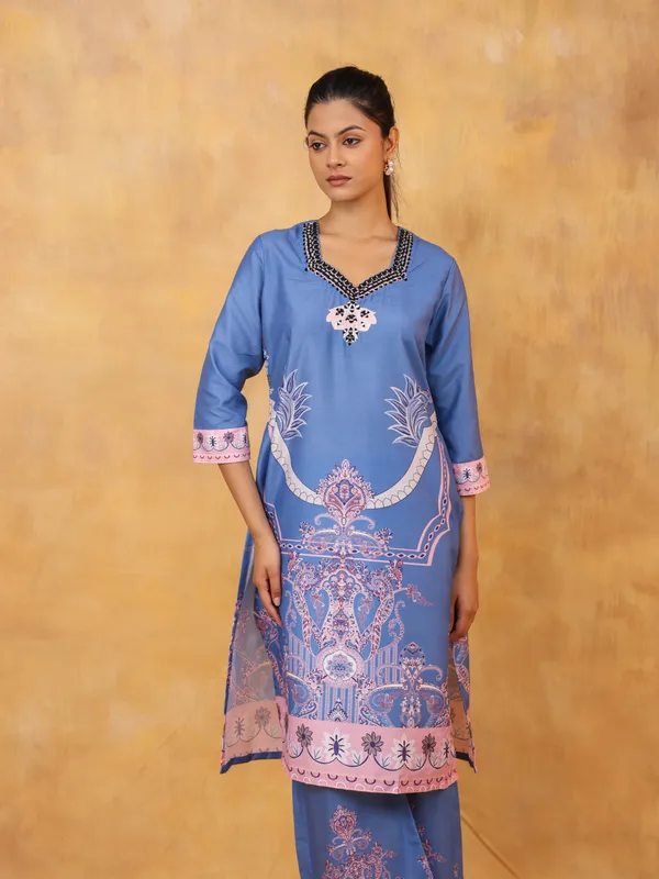 Blue_Floral_Embroidered_Kurti_Set_With_Matching_Pants