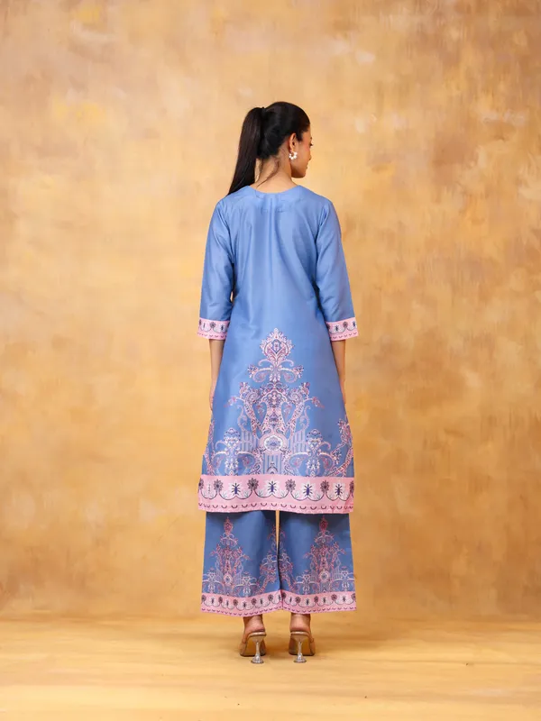 Blue_Floral_Embroidered_Kurti_Set_With_Matching_Pants