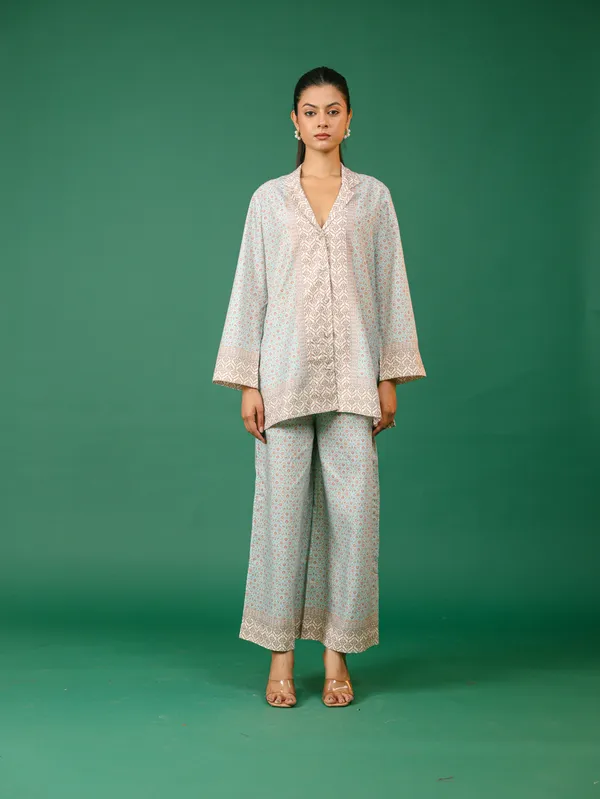 Light_Blue_Floral_Print_Cotton_Kurta_Pajama_Set_With_Embroidered_Border