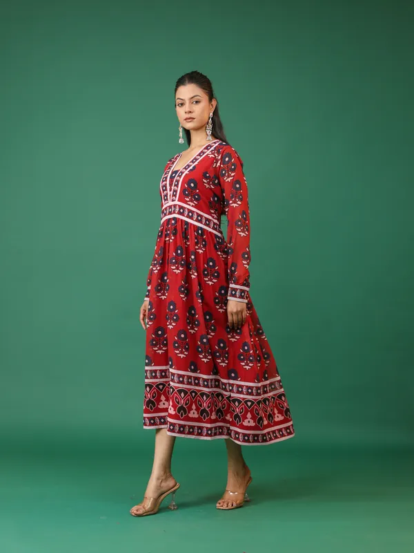 Red_Floral_Print_Anarkali_Midi_Dress_With_Long_Sleeves_And_V-Neck